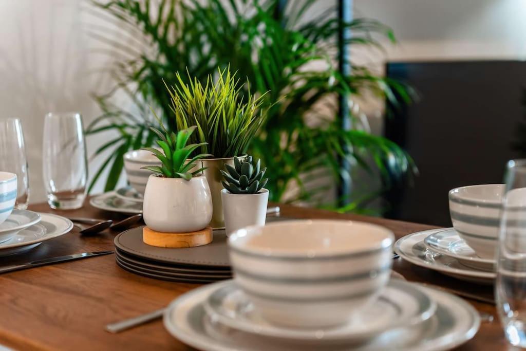 Central Maidstone Contractor Flat Eksteriør bilde