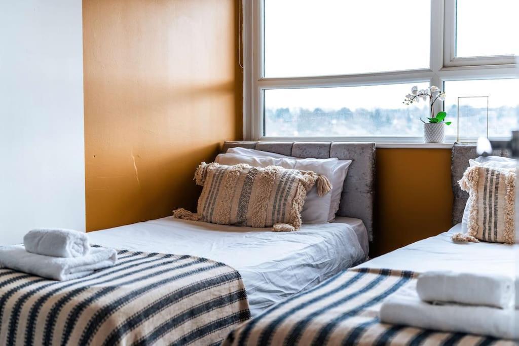 Central Maidstone Contractor Flat Eksteriør bilde
